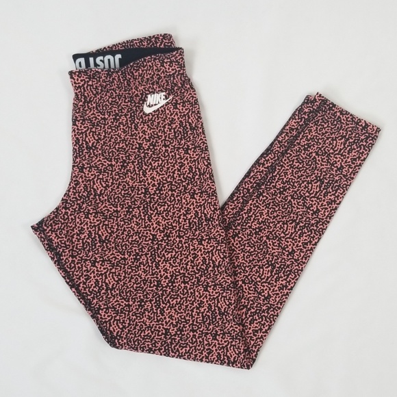 Nike Pants - Nike Pink & Black Printed Leggings